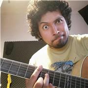 Hay miles de oportunidades escritas en castellano. Aprende a tu ritmo e intensidad. Todos los niveles